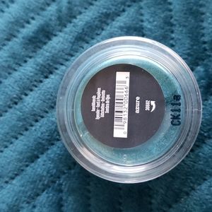 Bareminerals loose eyeshadow in azure